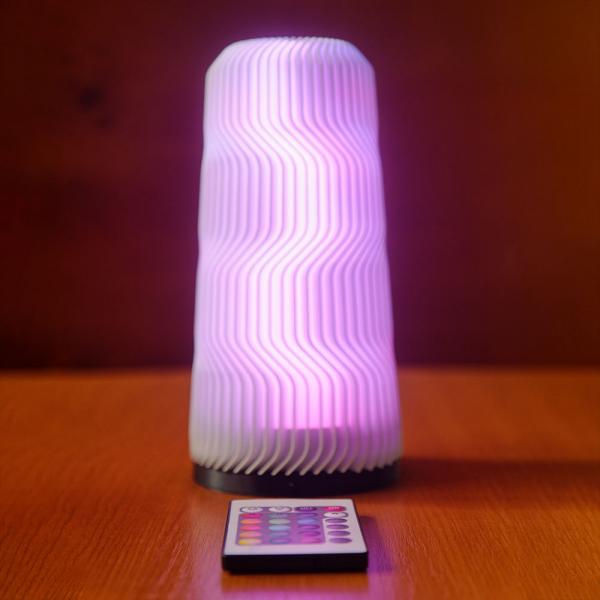 Lampa decorativa de masa cu led multicolora Wave